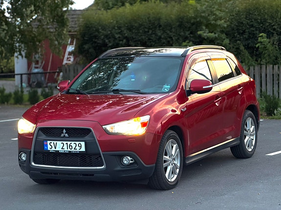 Mitsubishi ASX 2 of 18