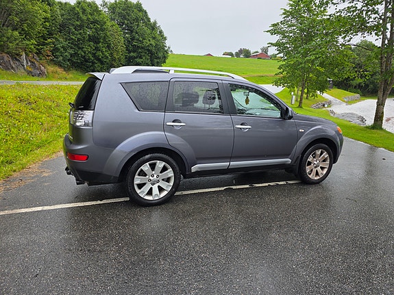 Mitsubishi Outlander 5 of 30
