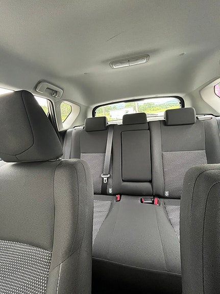 Toyota Auris 10 of 12