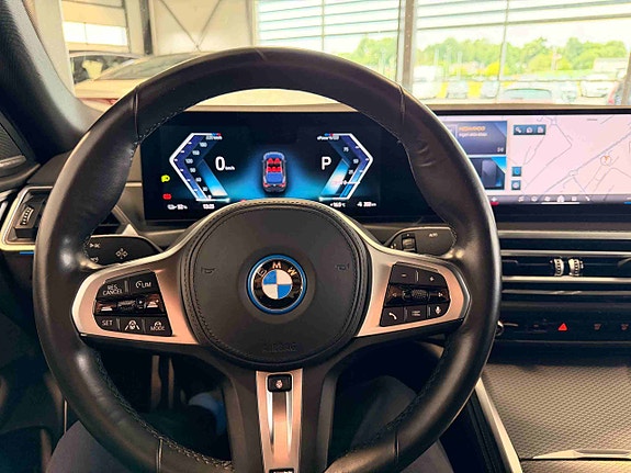 BMW i4 6 of 16