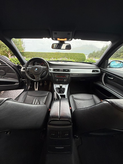 BMW 316i 12 of 18