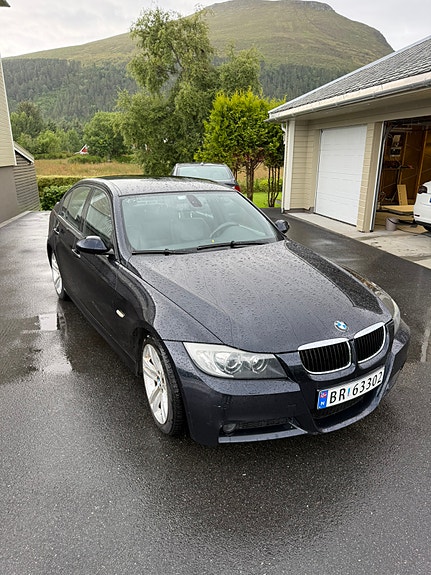 BMW 316i 3 of 18