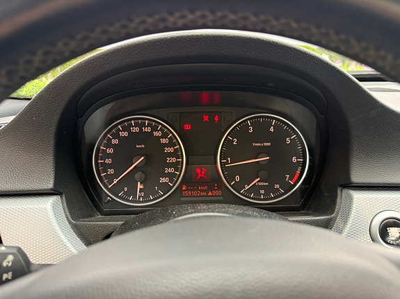 BMW 316i 14 of 18