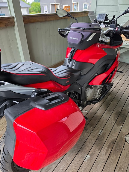 BMW S 1000 XR 3 of 7