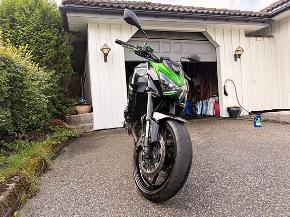 Kawasaki Z 800 6 of 29
