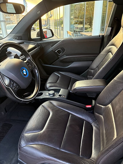 BMW i3 5 of 16