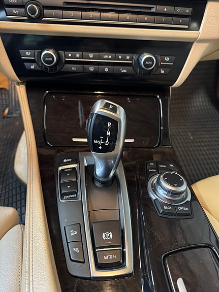 BMW 525xd 22 of 30