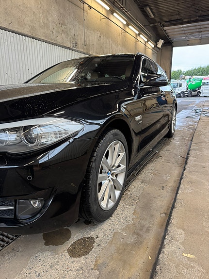 BMW 525xd 25 of 30