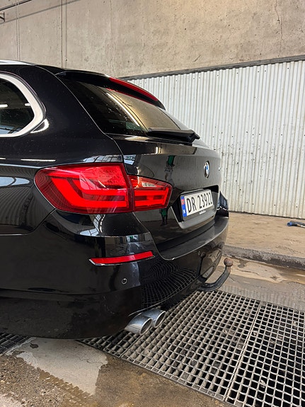 BMW 525xd 15 of 30