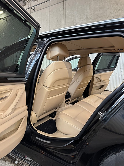 BMW 525xd 16 of 30