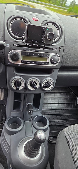 Mitsubishi Colt 5 of 13