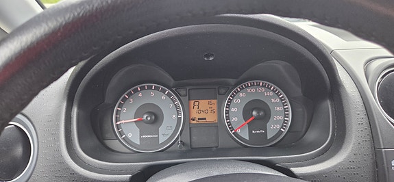 Mitsubishi Colt 4 of 13