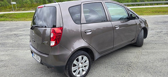 Mitsubishi Colt 2 of 13