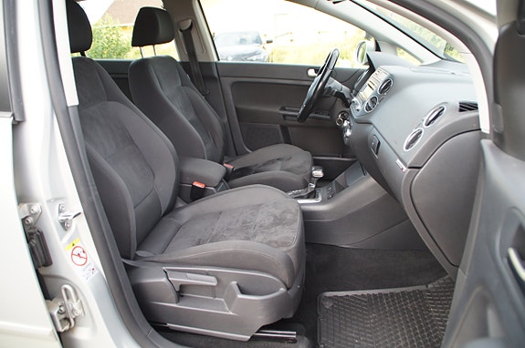 Volkswagen Golf Plus 30 of 30