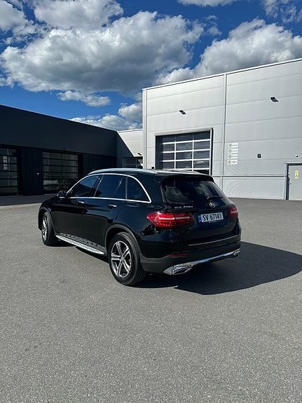 Mercedes-Benz GLC250 d 5 of 21