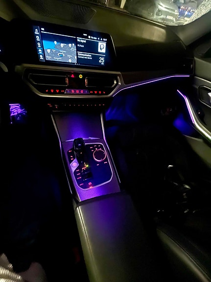 BMW 330e 12 of 19