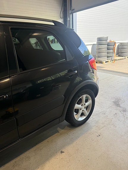 Suzuki SX4 5 of 11