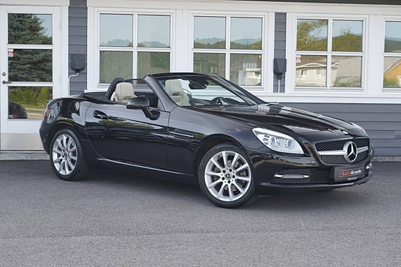 Mercedes-Benz SLK200 3 of 18