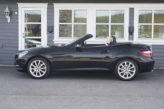 Mercedes-Benz SLK200 4 of 18