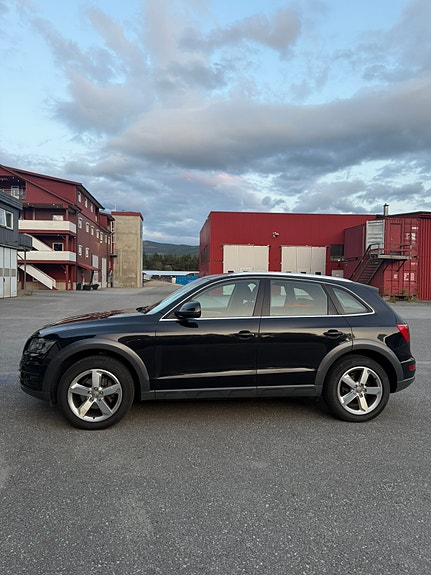 Audi Q5 3 of 5