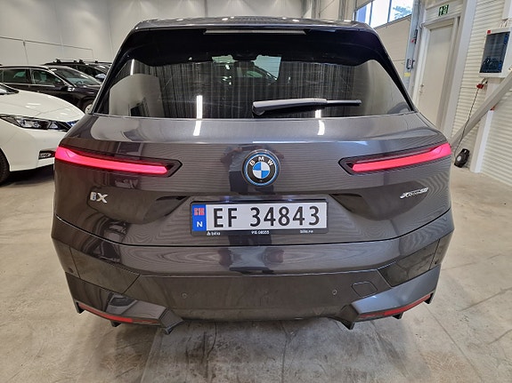 BMW iX 7 of 30