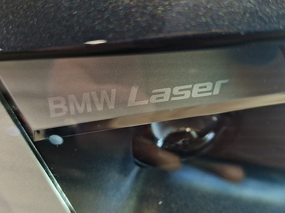 BMW iX 13 of 30