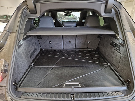 BMW iX 30 of 30