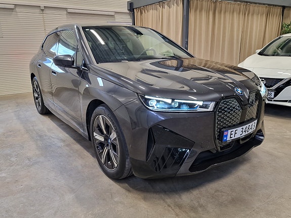 BMW iX 3 of 30