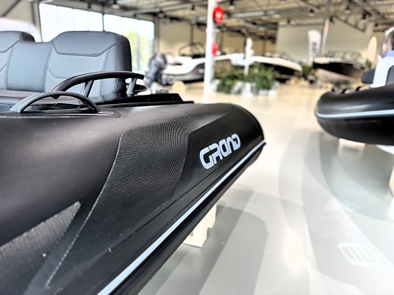 Ny Grand 420 UBE m/Yamaha F60. Stilig RIB med største motoralternativ! 6 of 17