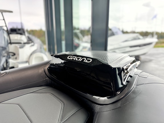 Ny Grand 420 UBE m/Yamaha F60. Stilig RIB med største motoralternativ! 10 of 17