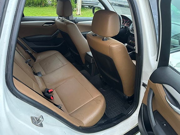 BMW X1 6 of 14