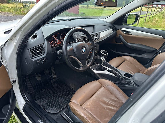 BMW X1 11 of 14