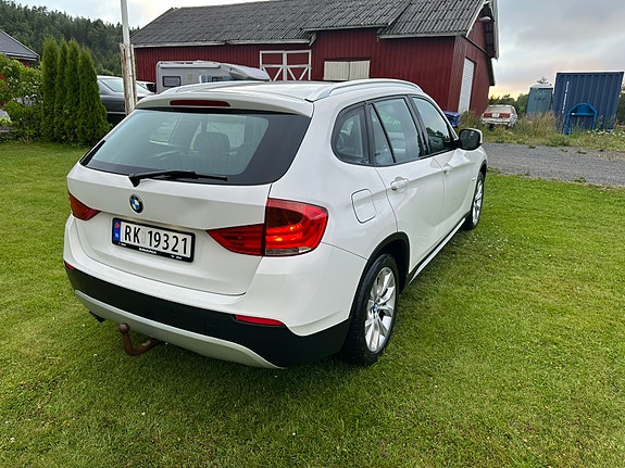 BMW X1 3 of 14