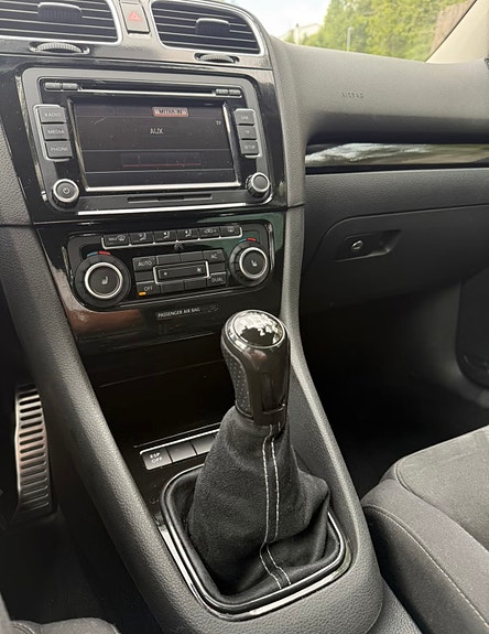 Volkswagen Golf VI 24 of 30