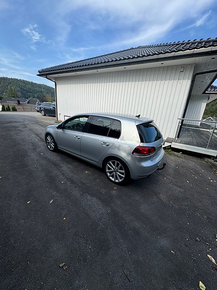Volkswagen Golf VI 4 of 5
