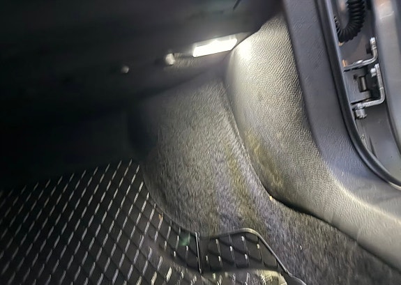 Volkswagen Golf VI 13 of 30