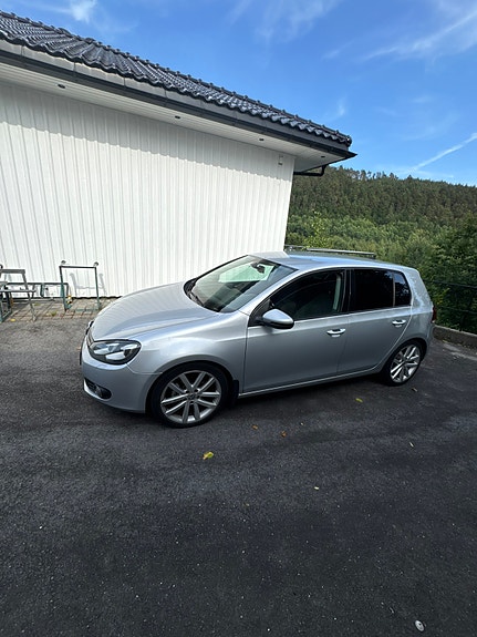 Volkswagen Golf VI 3 of 5