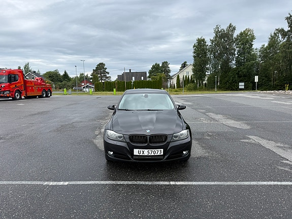 BMW 320d 10 of 16