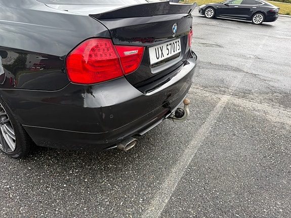 BMW 320d 8 of 16