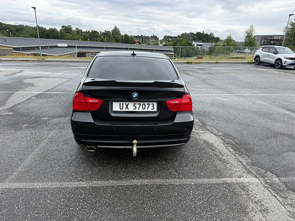 BMW 320d 7 of 16