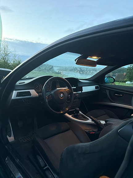 BMW 320d 5 of 6