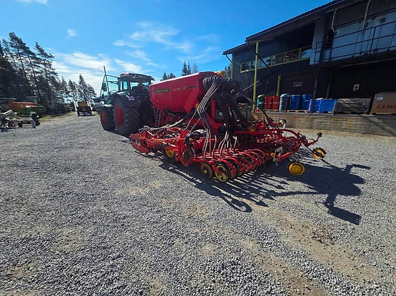 Väderstad Spirit ST 400 F