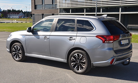 Mitsubishi Outlander 4 of 30