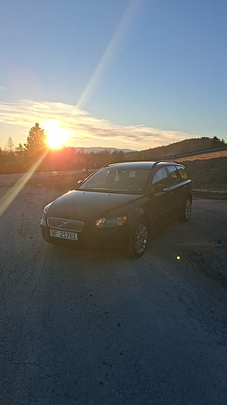 Volvo V50 2 of 8
