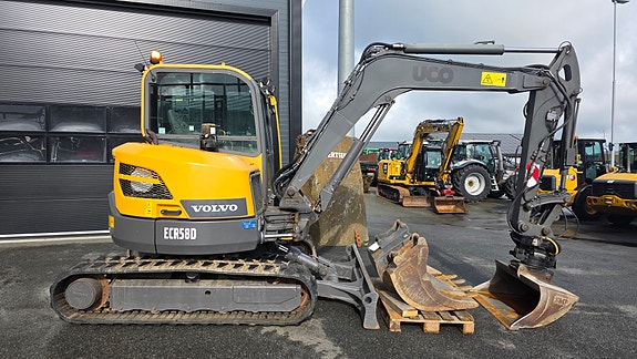 Volvo ECR58D 2 of 5