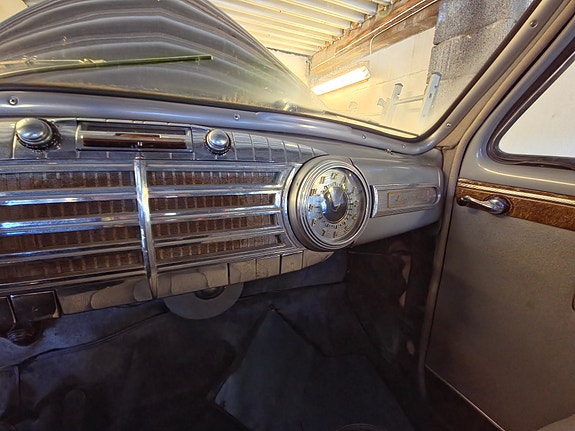 Lincoln Zephyr 11 of 16