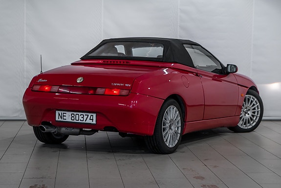 Alfa Romeo Spider 7 of 25