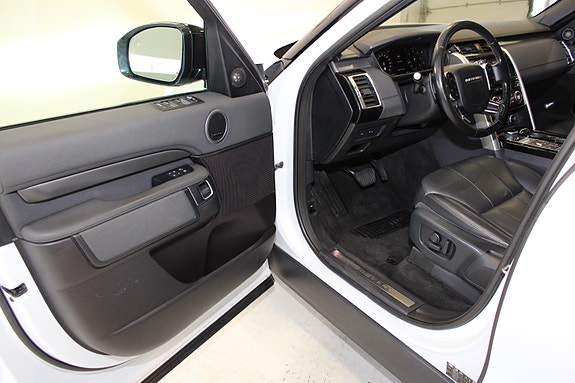 Land Rover Discovery 10 of 30