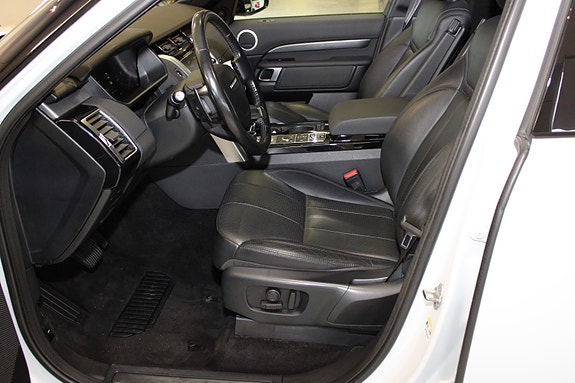 Land Rover Discovery 11 of 30