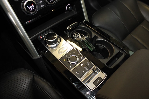 Land Rover Discovery 22 of 30